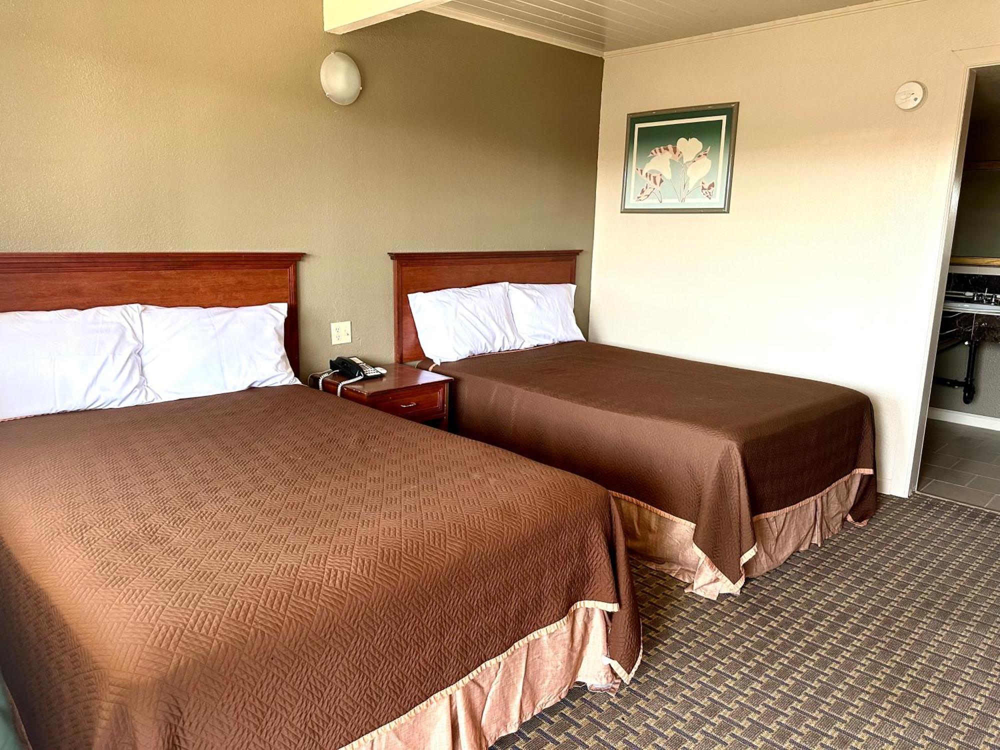 Regency Inn Fresno Bagian luar foto